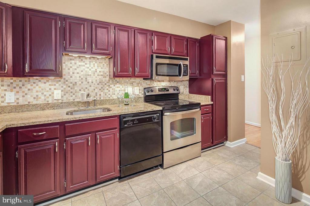 2141 P ST NW #301