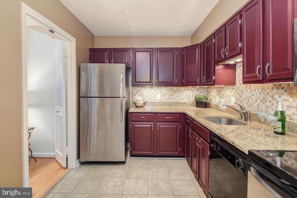 2141 P ST NW #301