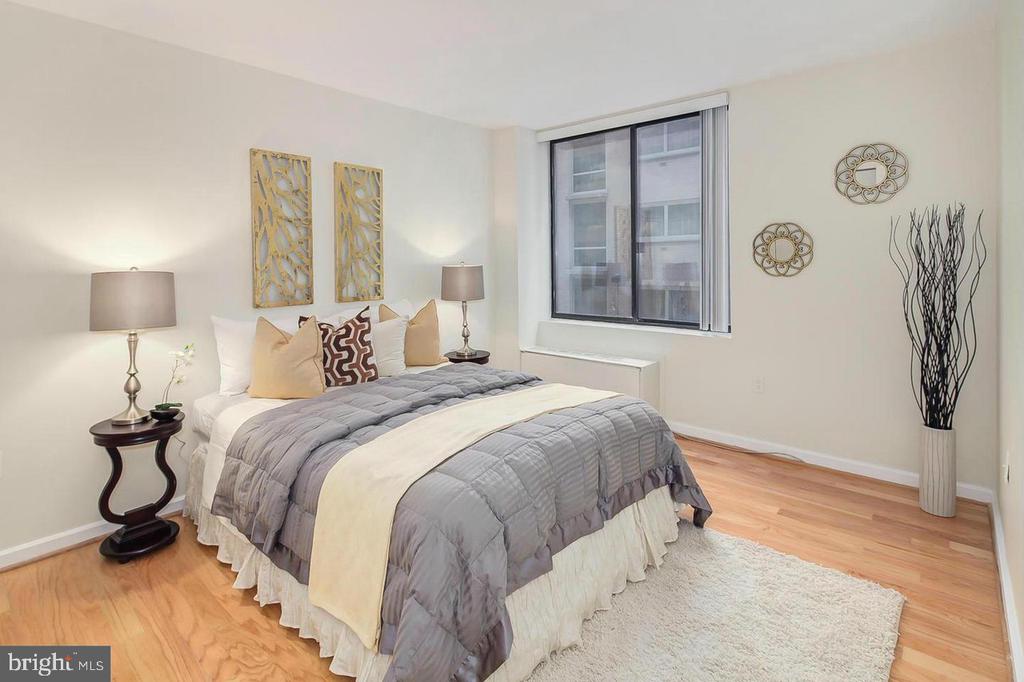 2141 P ST NW #301