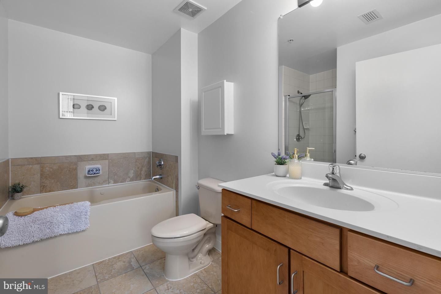 2020 12th St NW #109