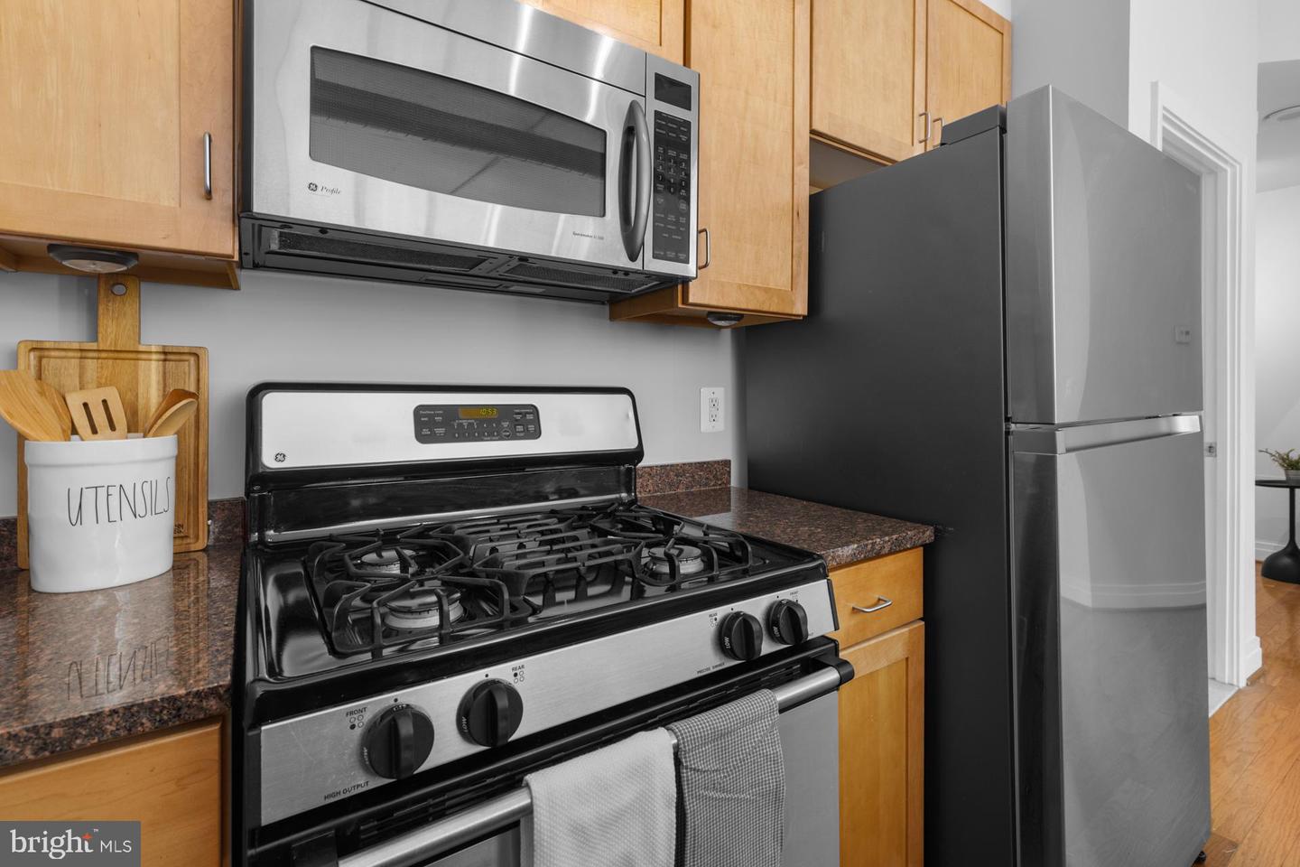 2020 12th St NW #109