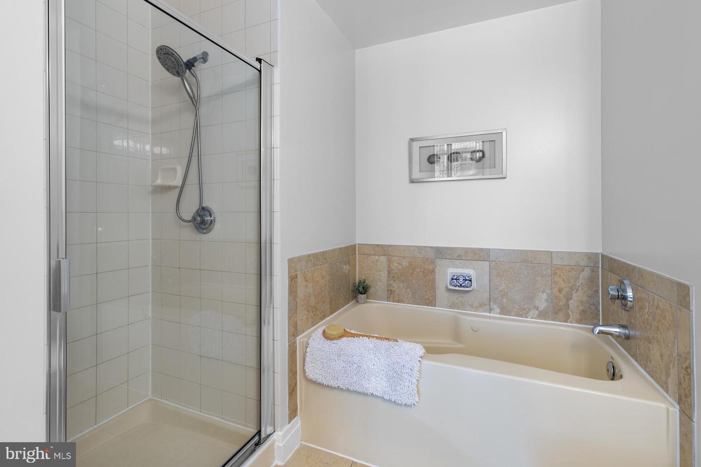 2020 12th St NW #109