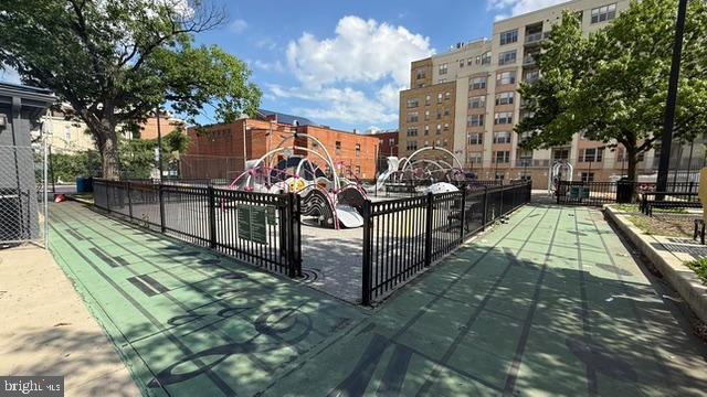 2020 12th St NW #109