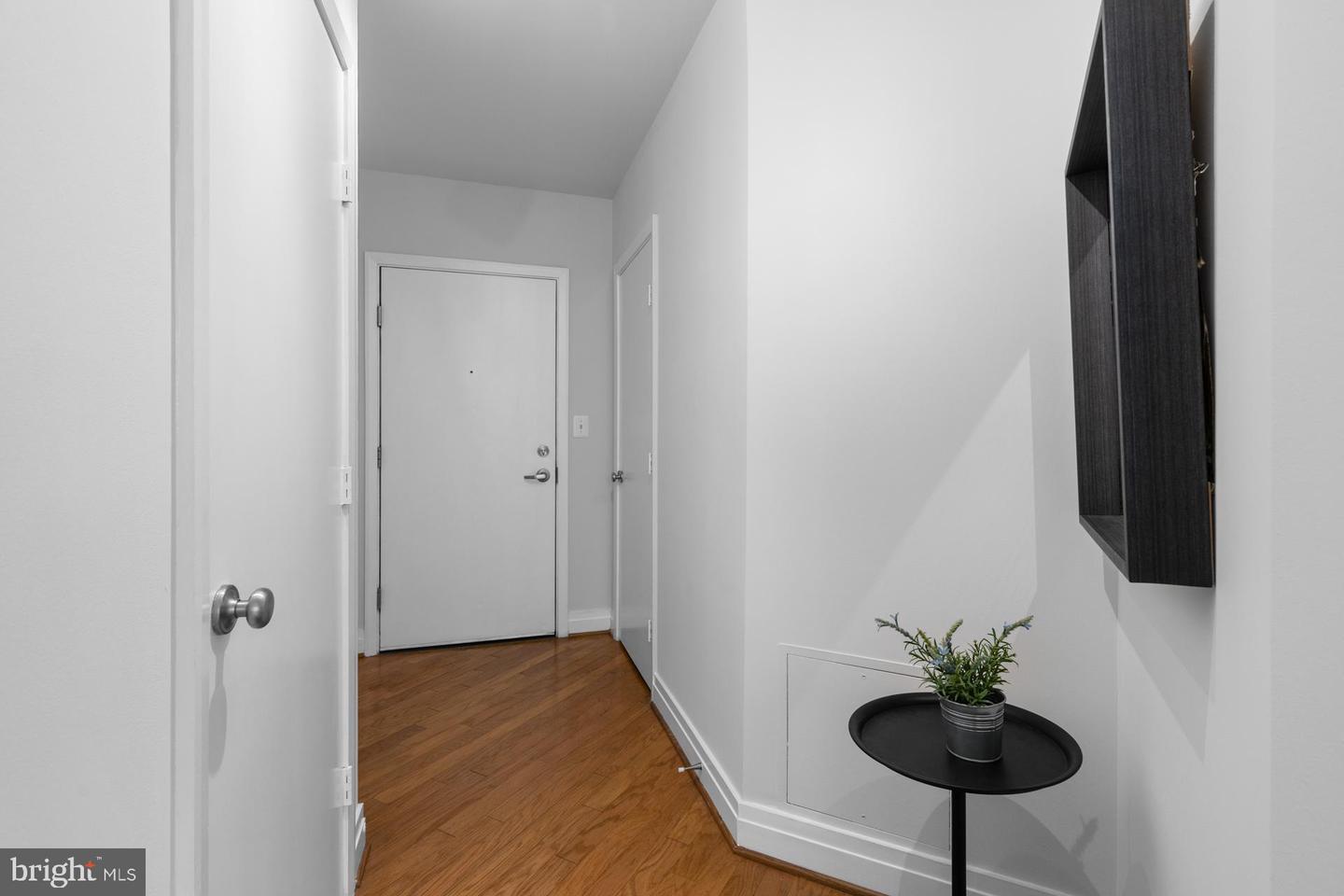 2020 12th St NW #109