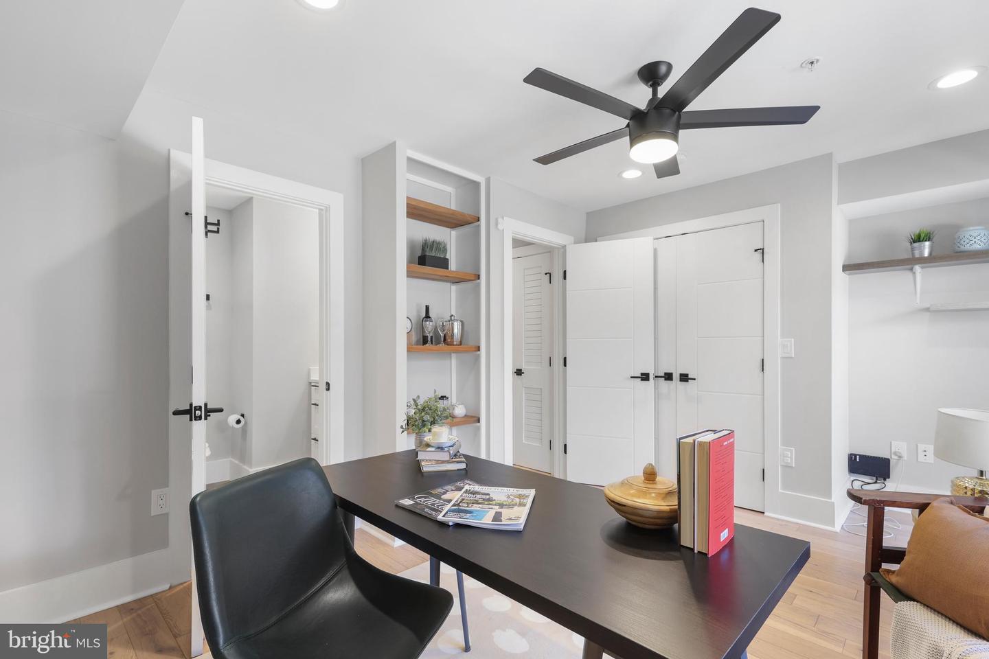 113 U St NE #1