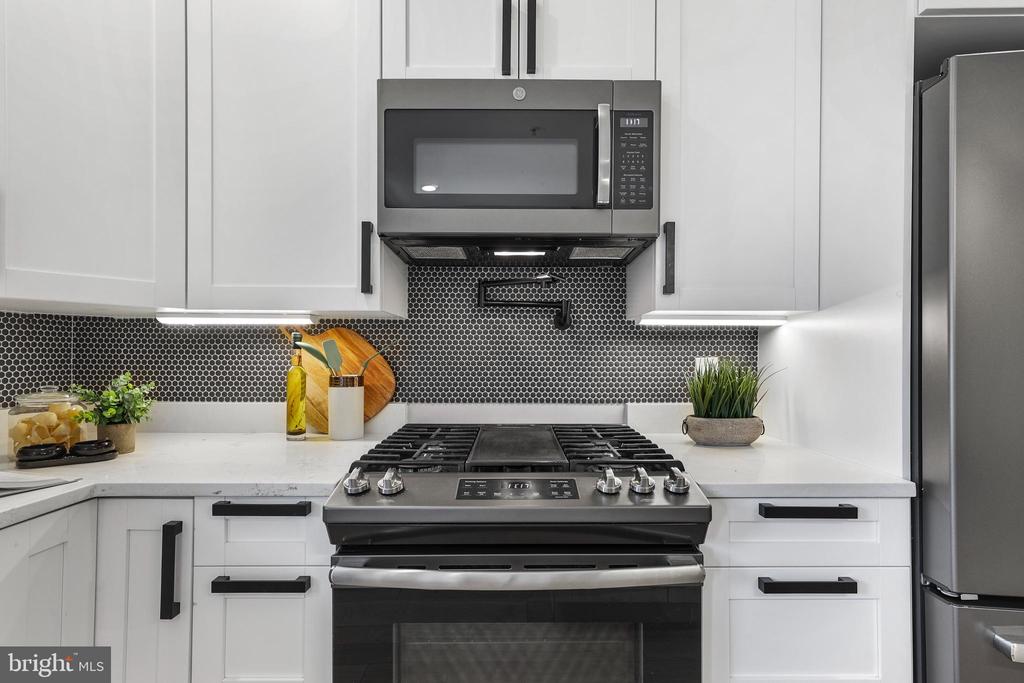 113 U St NE #1