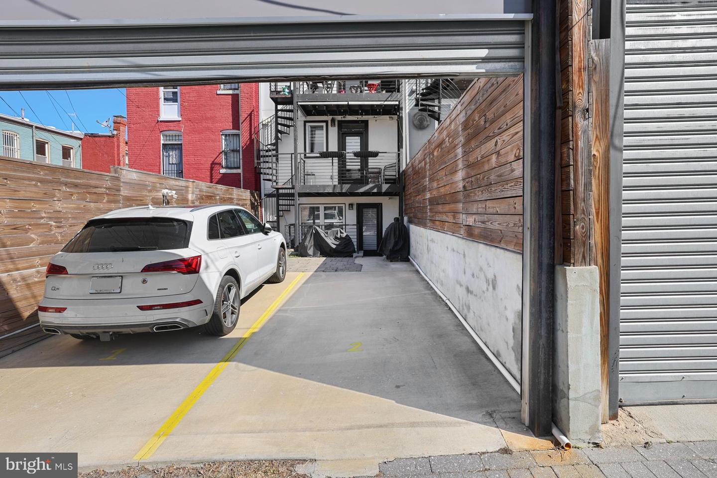 113 U St NE #1