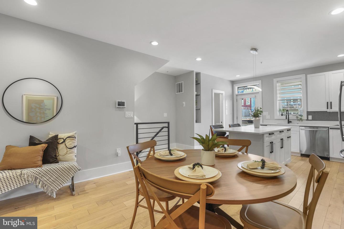 113 U St NE #1