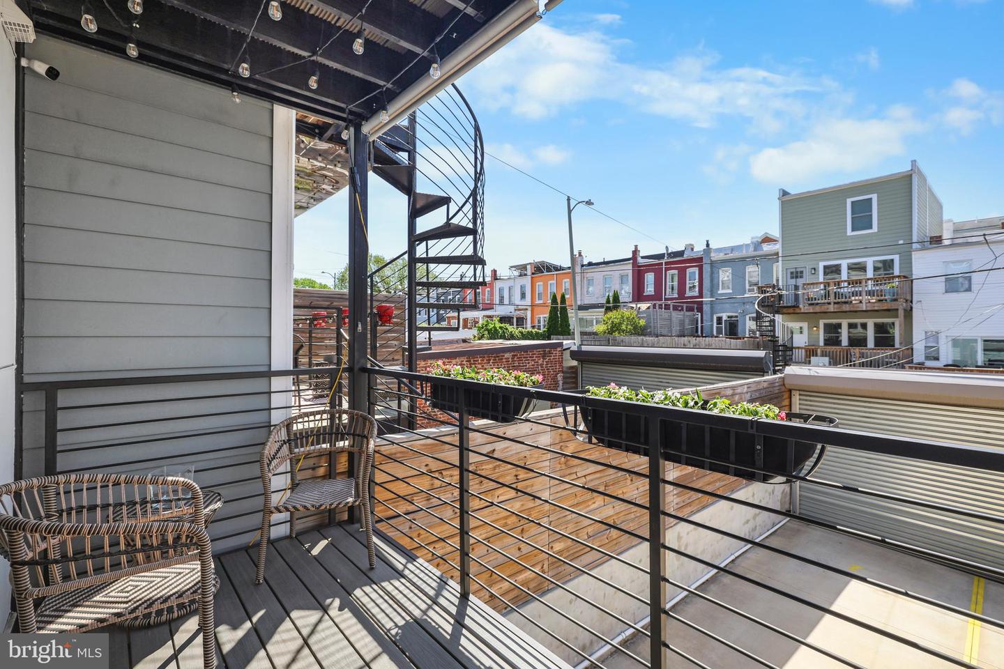 113 U St NE #1