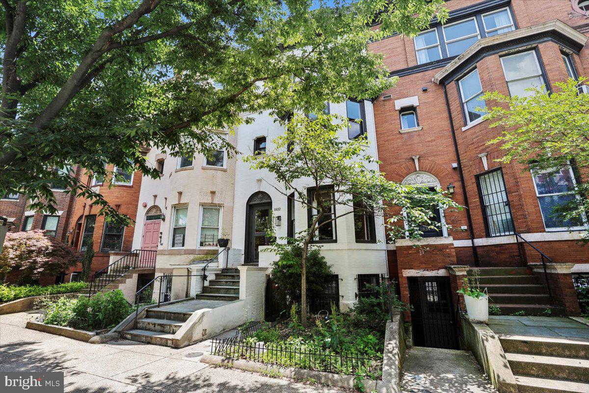 1832 Calvert St NW #3