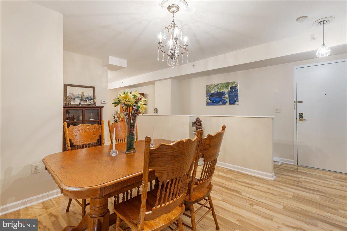 1458 Columbia Rd NW #105