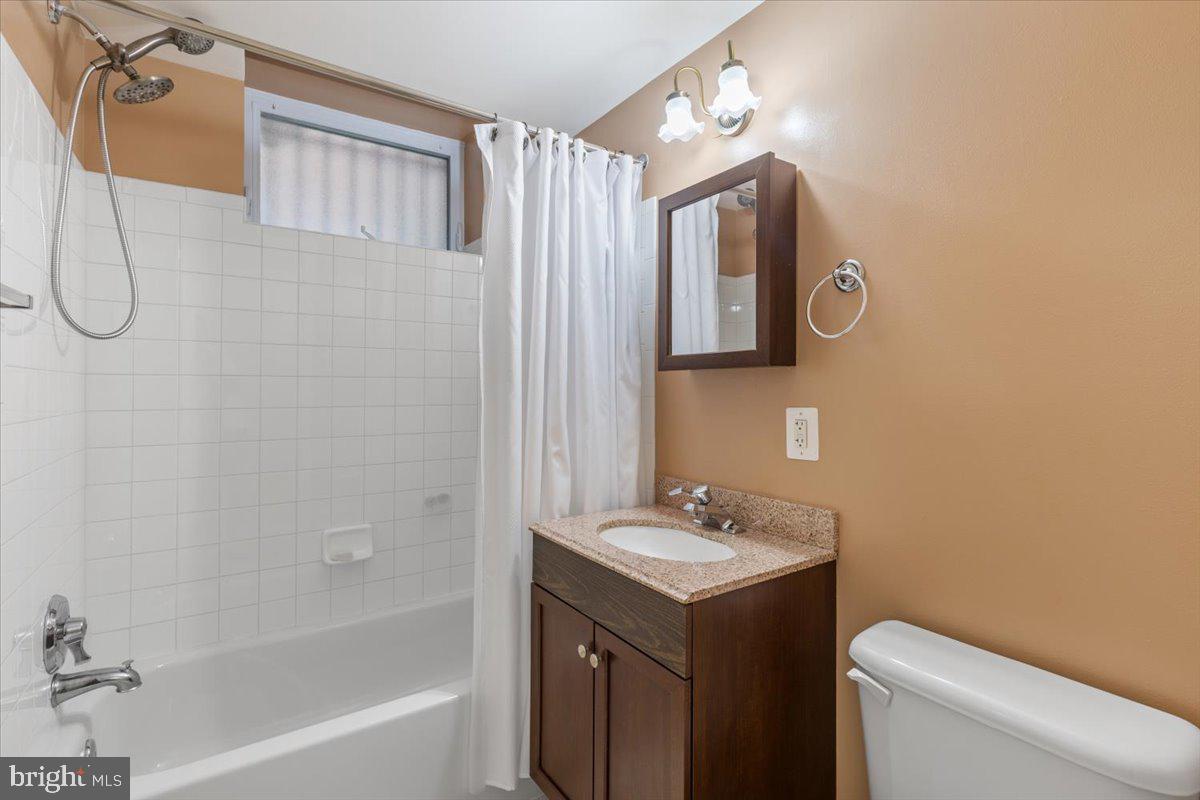 1458 Columbia Rd NW #105