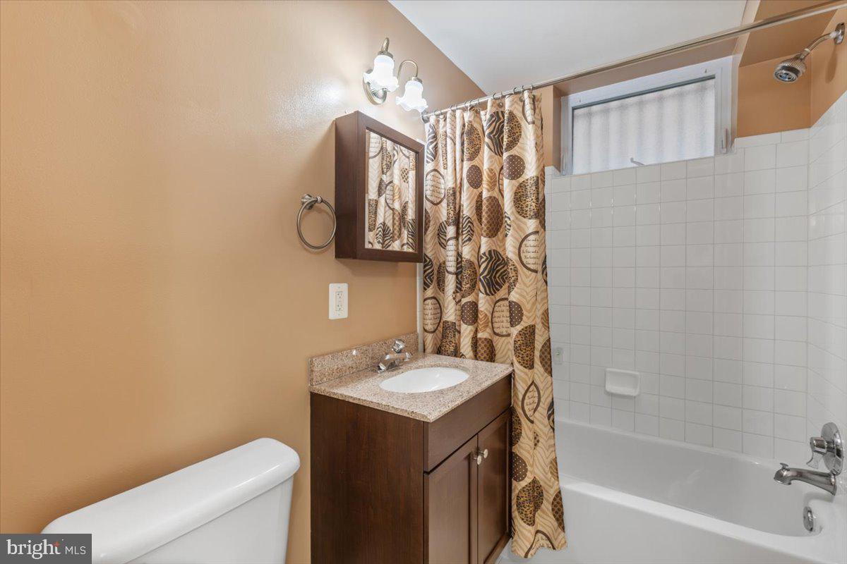 1458 Columbia Rd NW #105