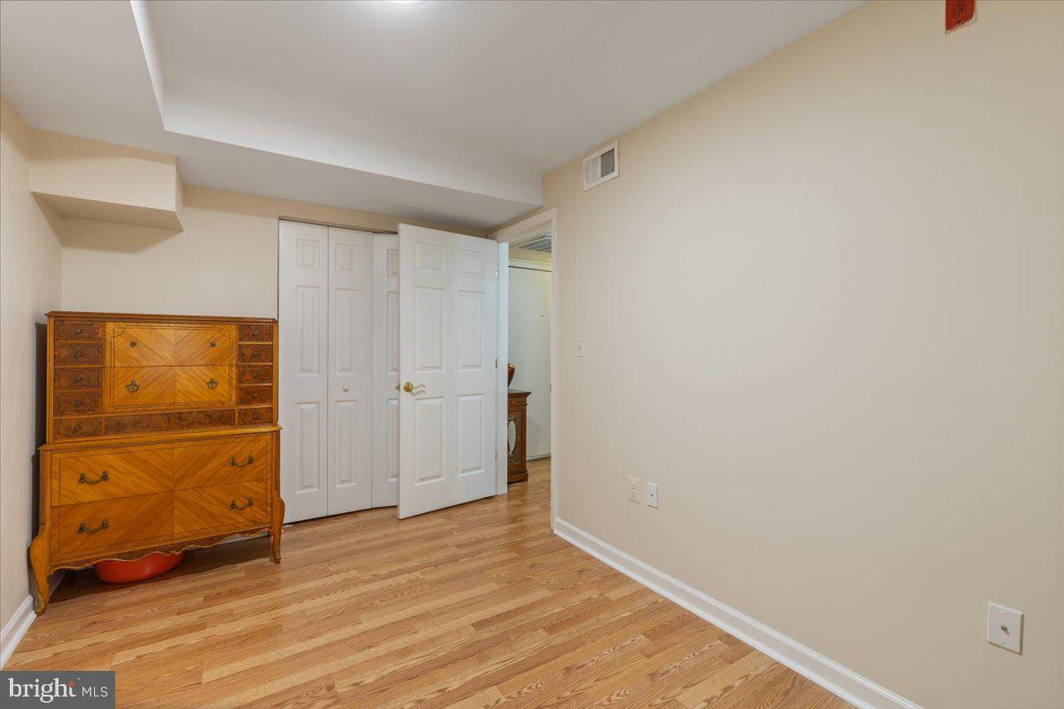 1458 Columbia Rd NW #105