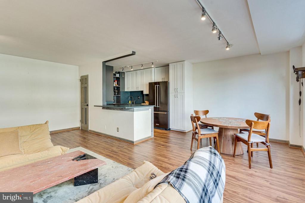 1545 18TH STREET NW 403