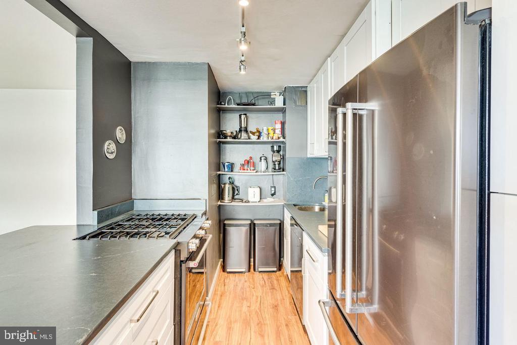 1545 18TH STREET NW 403