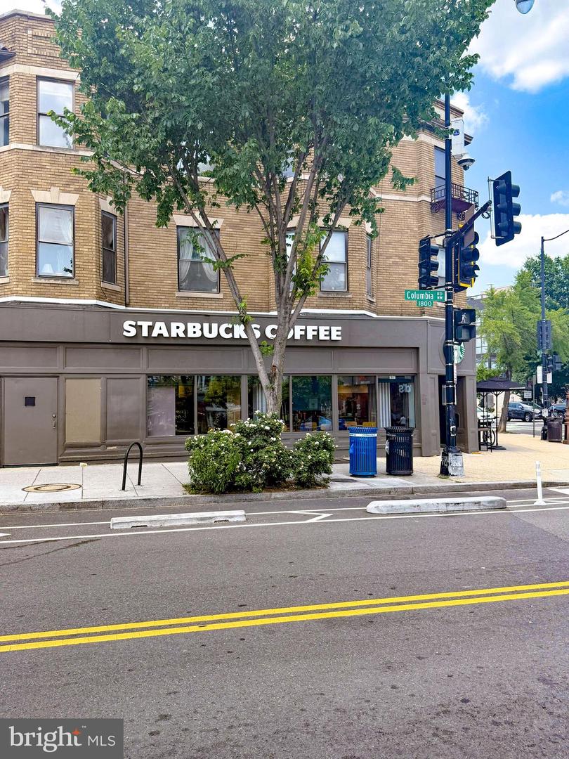 1832 Calvert St NW #3