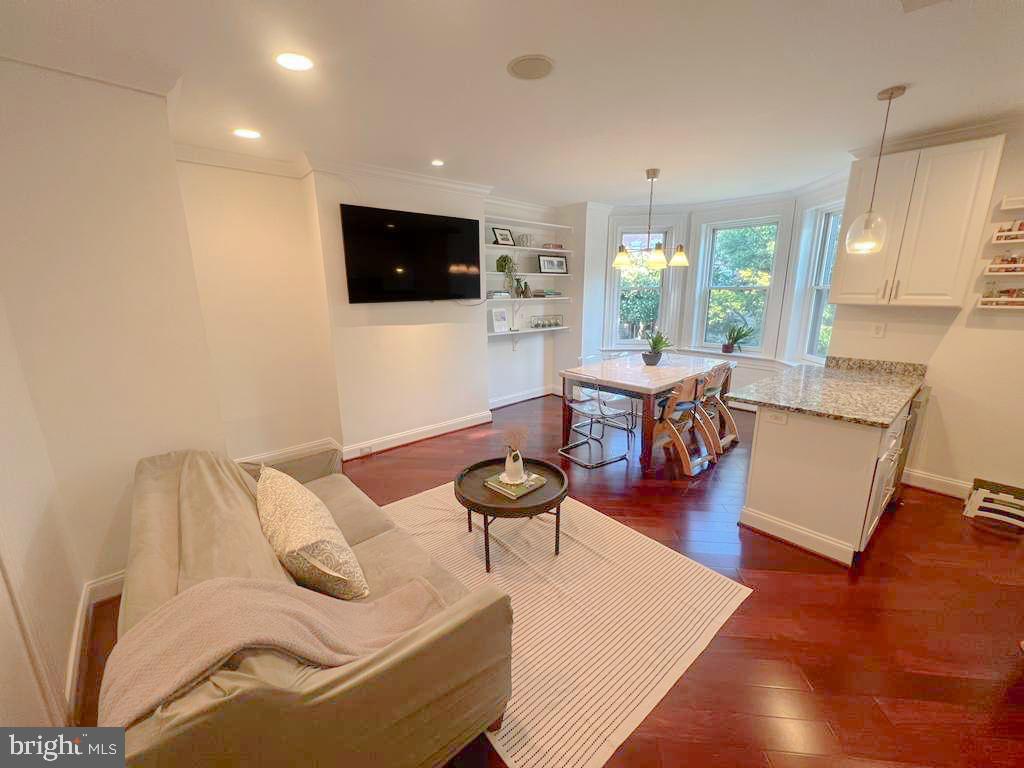 1832 Calvert St NW #3