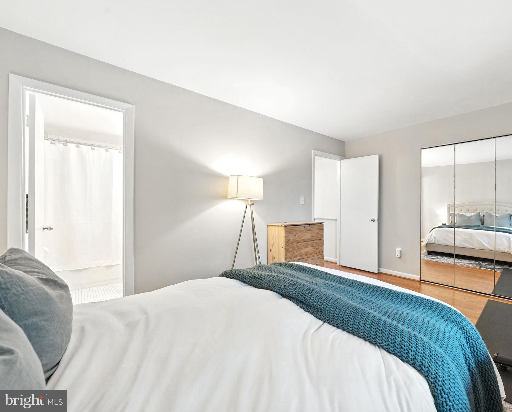 1055 MICHIGAN AVENUE NE 1055