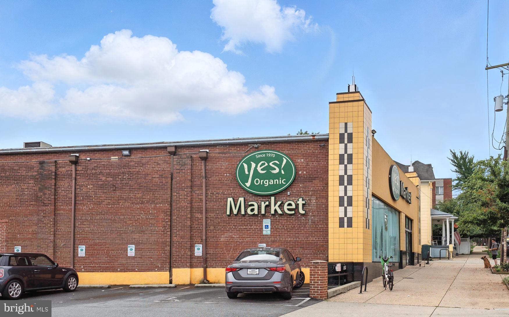 1055 MICHIGAN AVENUE NE 1055