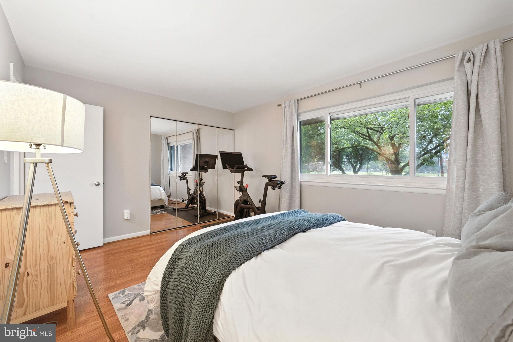 1055 MICHIGAN AVENUE NE 1055