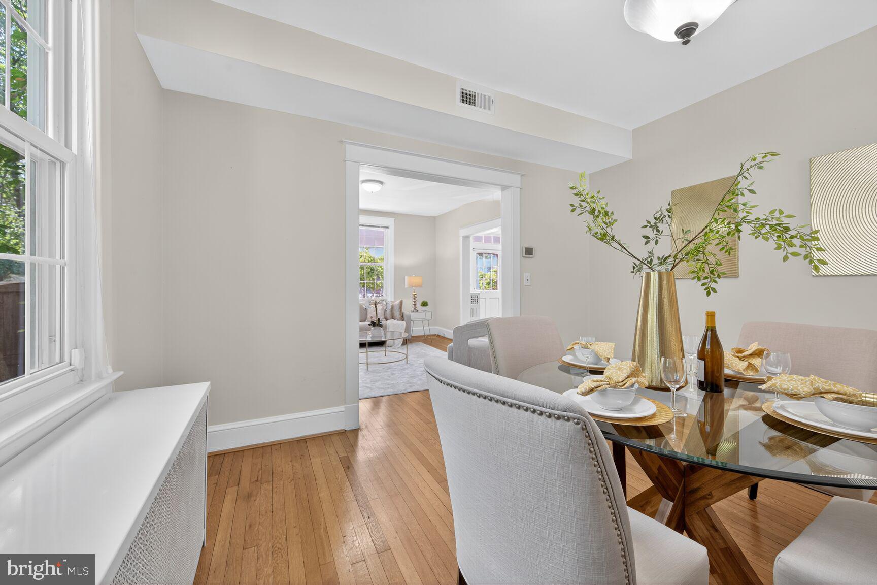 4209 ELLICOTT STREET NW