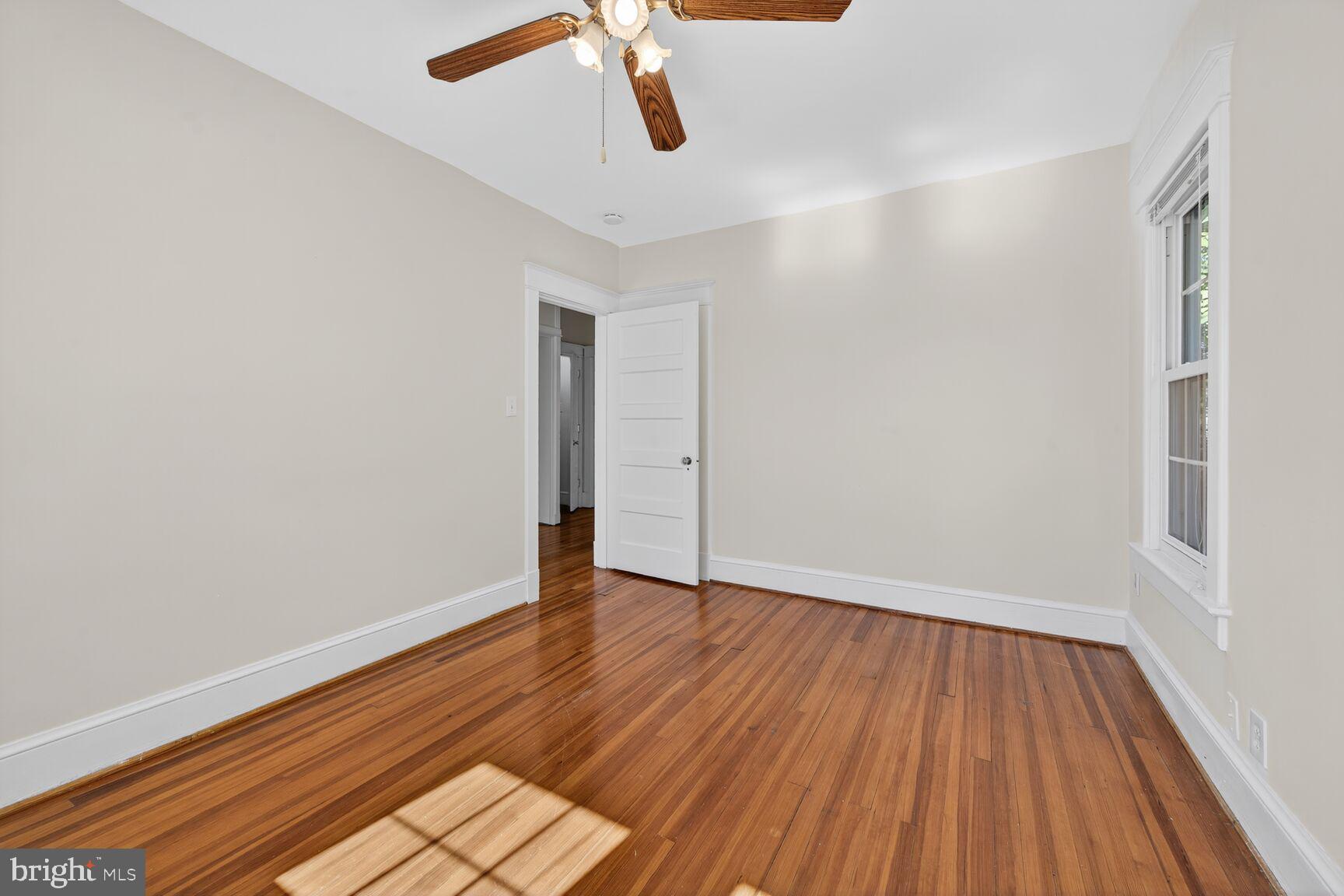 4209 ELLICOTT STREET NW