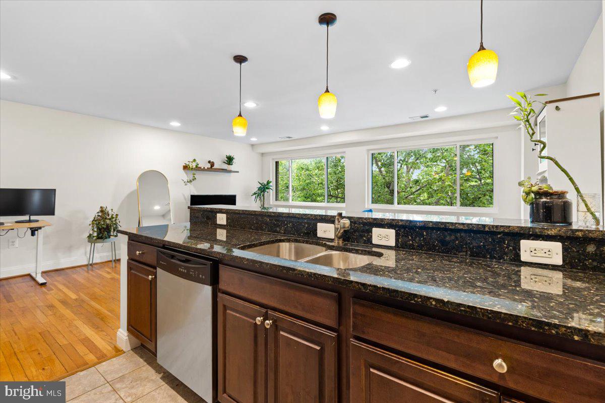 804 TAYLOR STREET NW 403