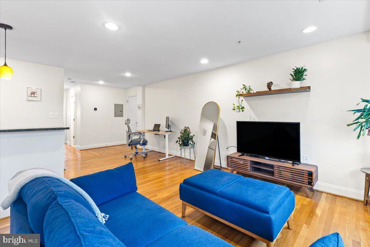 804 TAYLOR STREET NW 403