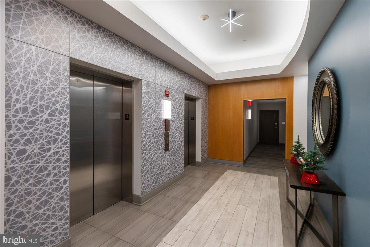 350 G STREET SW N212