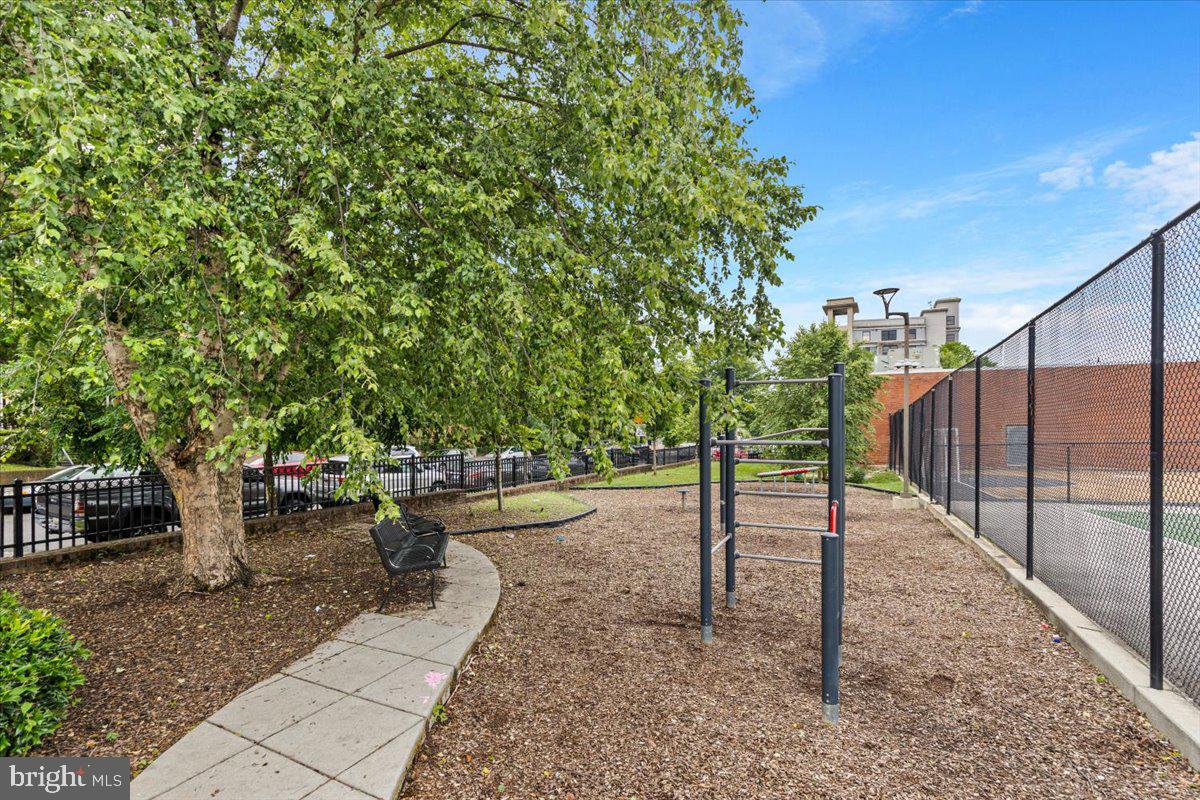 804 TAYLOR STREET NW 403