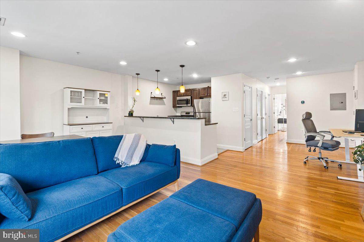 804 TAYLOR STREET NW 403