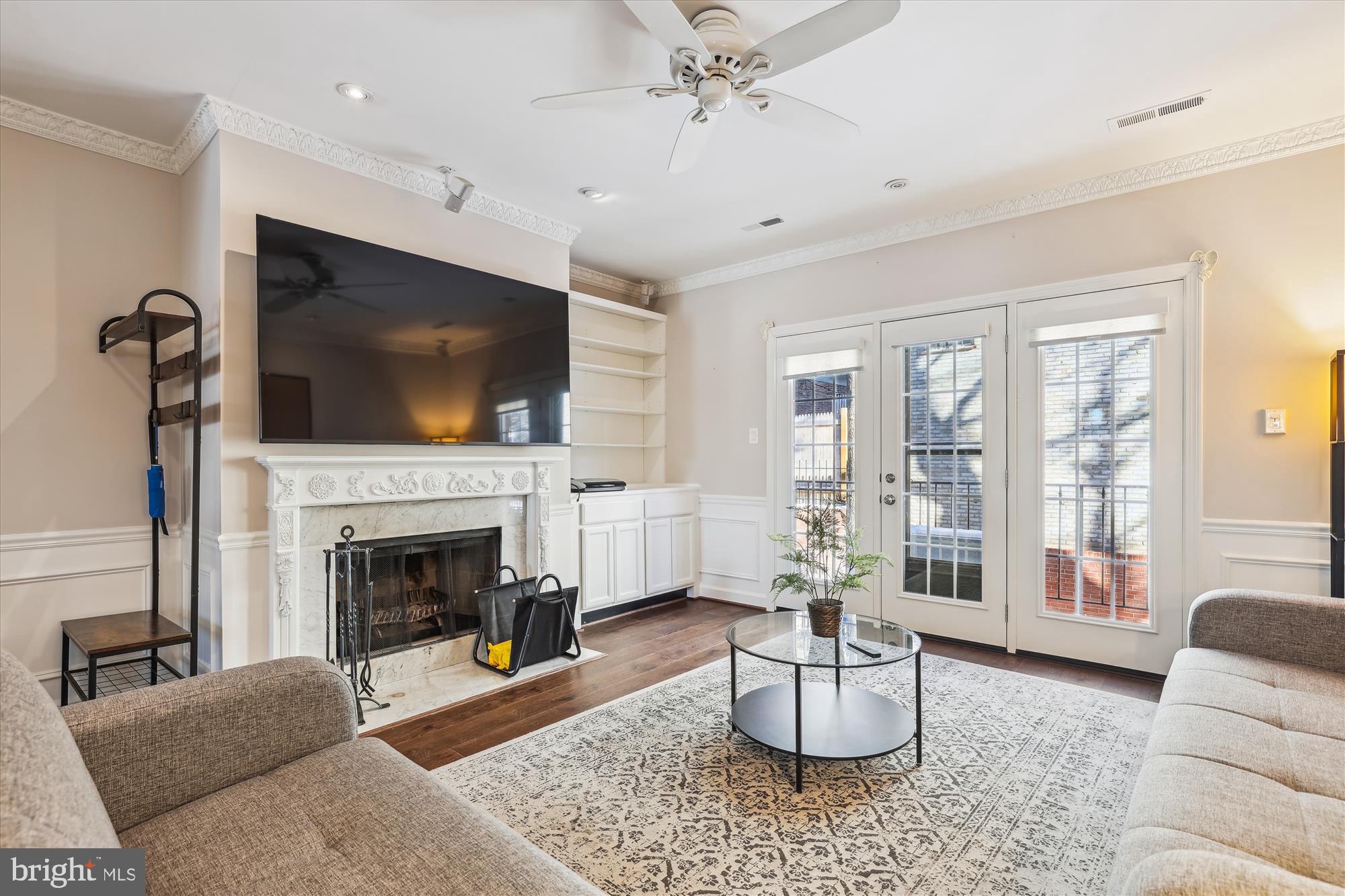 4611 1/2 MACARTHUR BOULEVARD NW B