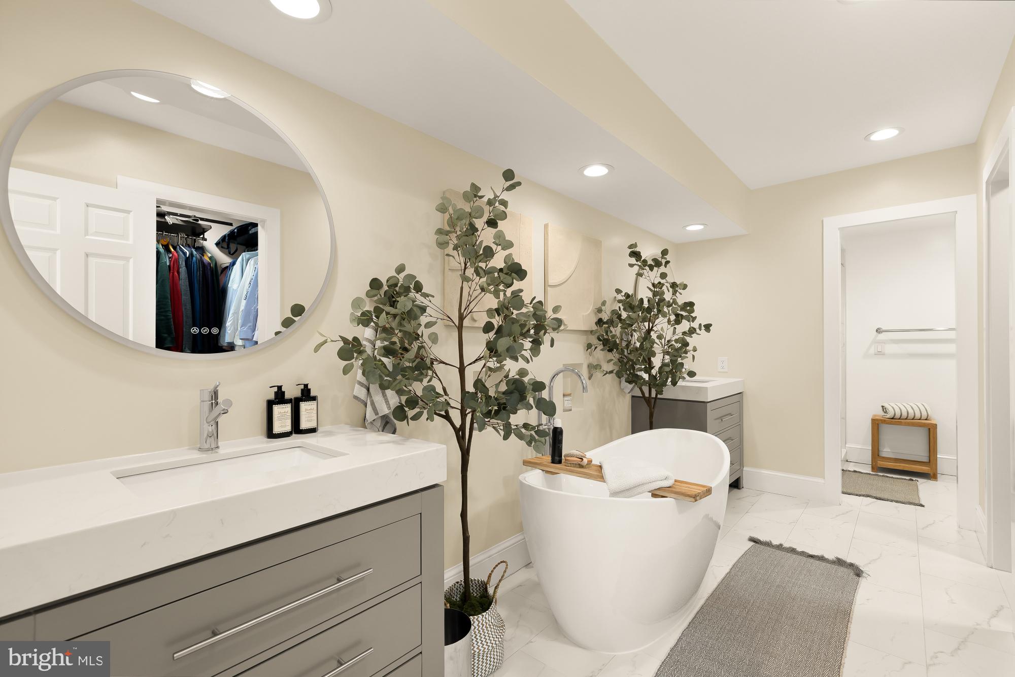 3726 JENIFER STREET NW