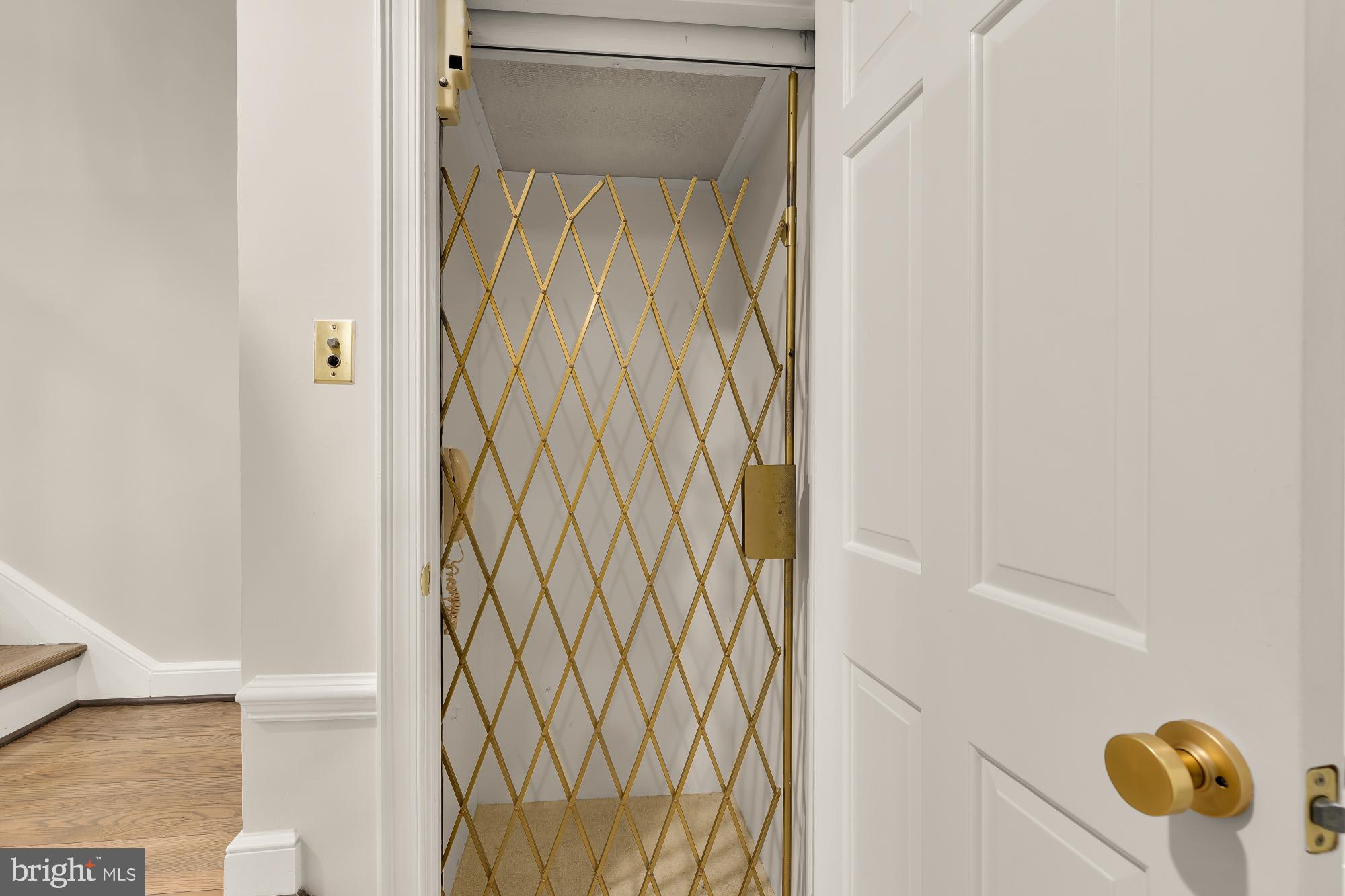 3726 JENIFER STREET NW