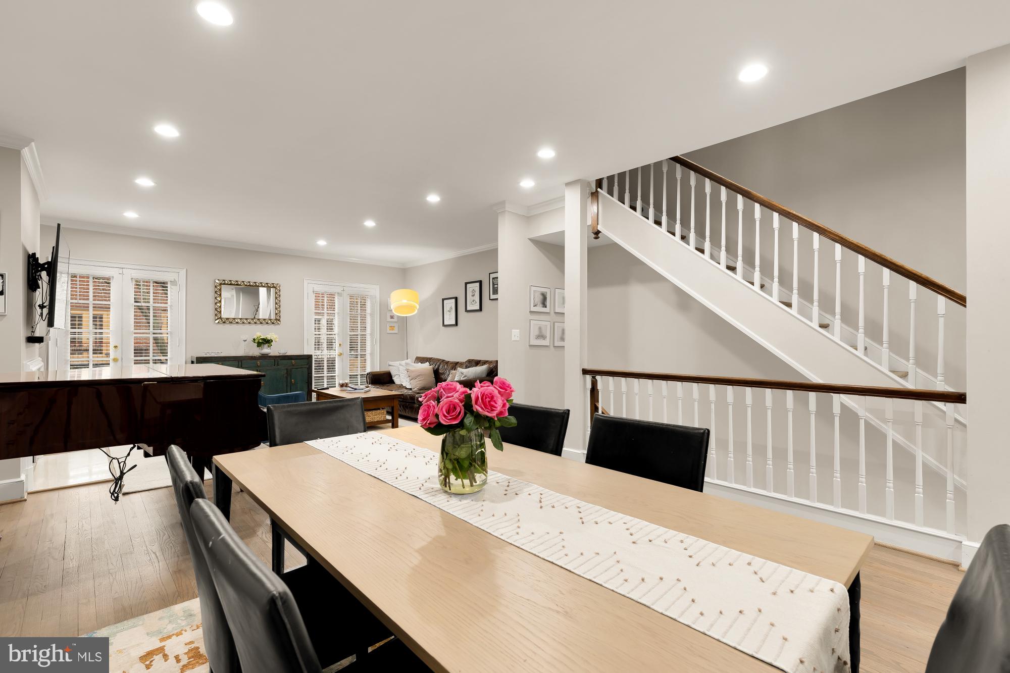 3726 JENIFER STREET NW