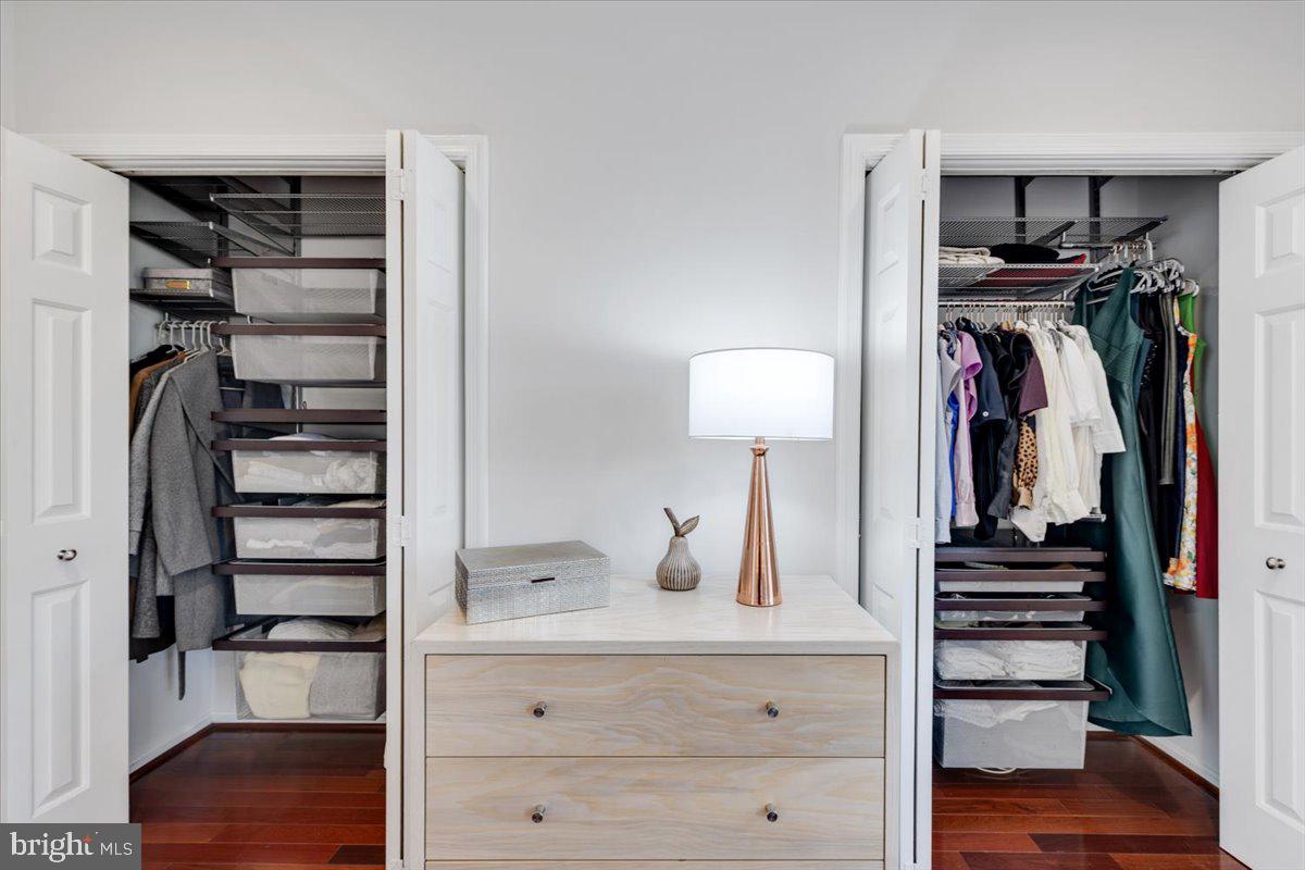 1949 CALVERT STREET NW E