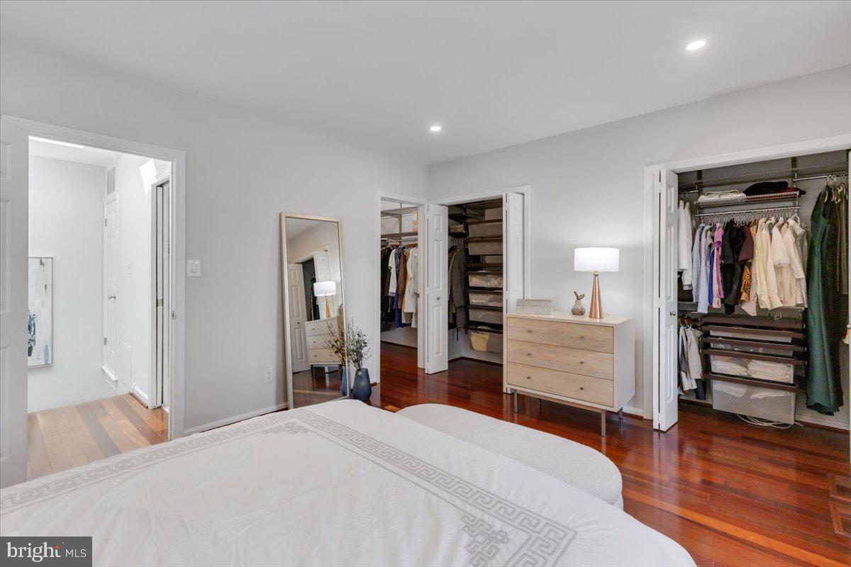 1949 CALVERT STREET NW E