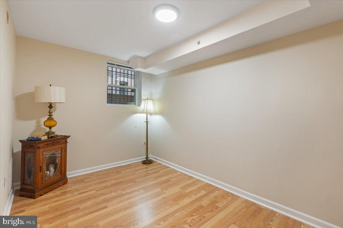 1458 COLUMBIA ROAD NW 105