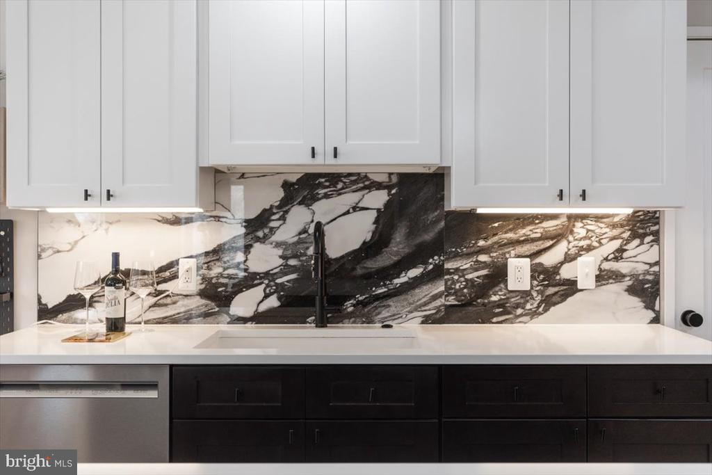 1151 OATES STREET NE Unit: 3