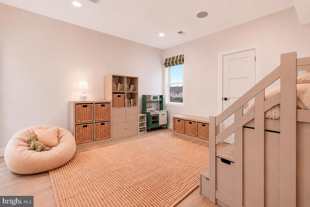 1151 OATES STREET NE Unit: 3