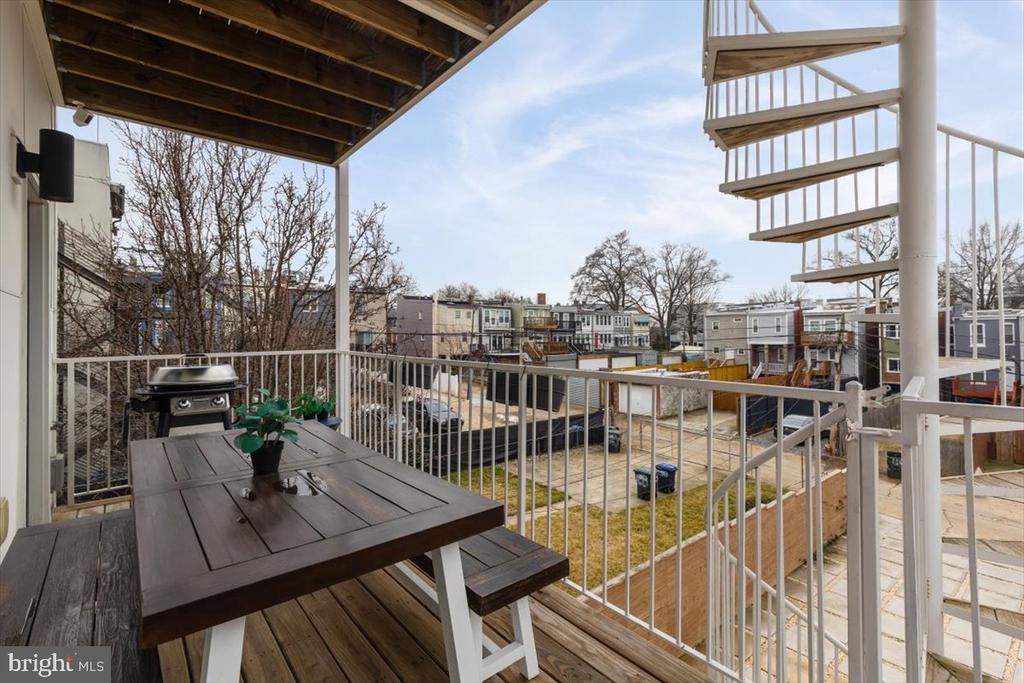 1151 OATES STREET NE Unit: 3