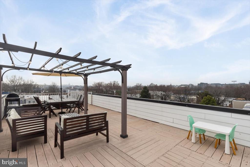 1151 OATES STREET NE Unit: 3