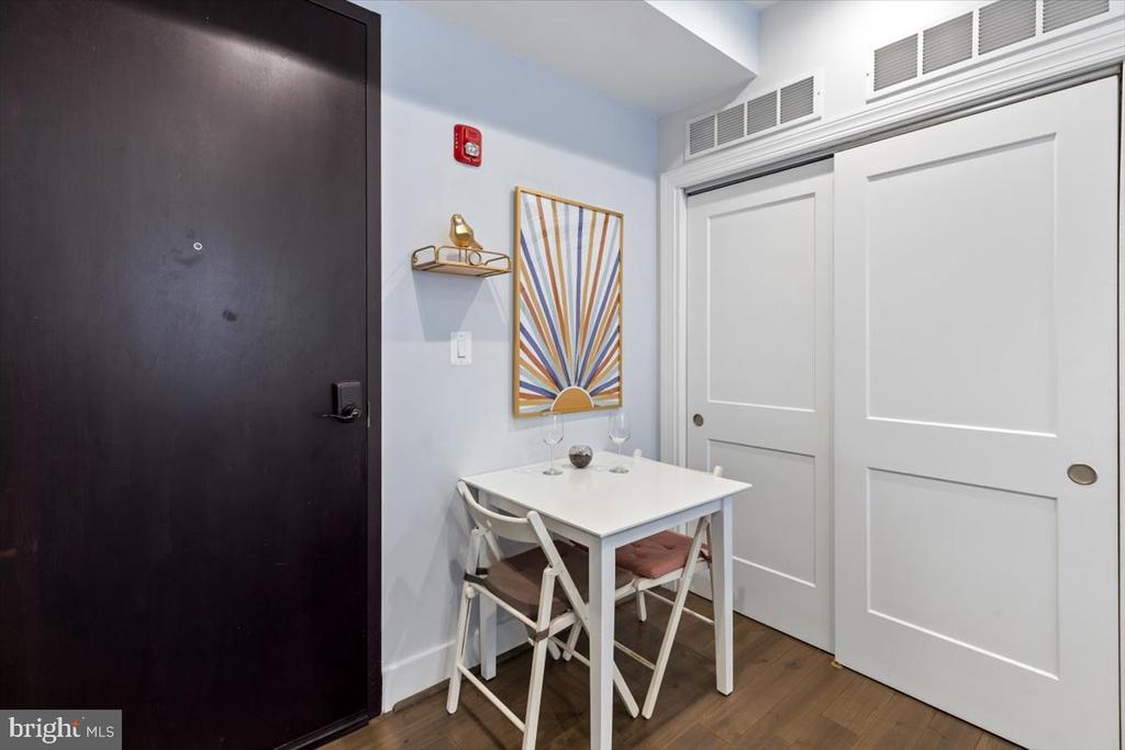 625 PARK ROAD NW Unit: 204