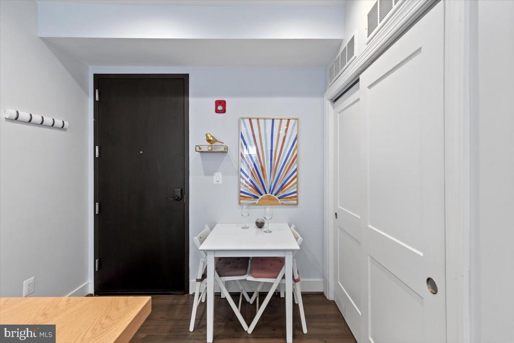 625 PARK ROAD NW Unit: 204