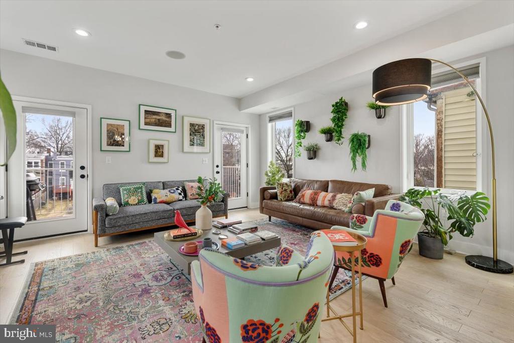 1151 OATES STREET NE Unit: 3