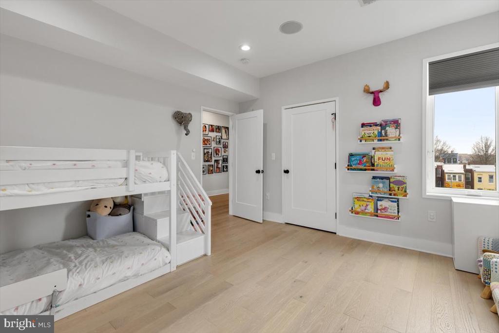 1151 OATES STREET NE Unit: 3