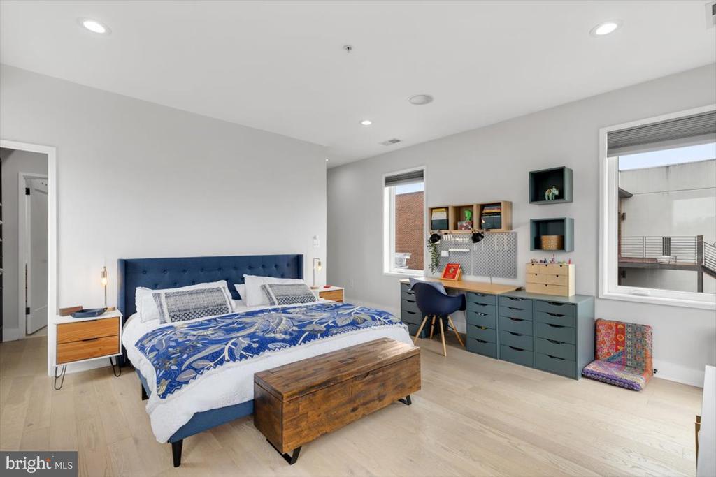 1151 OATES STREET NE Unit: 3