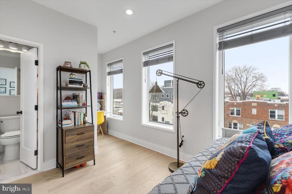 1151 OATES STREET NE Unit: 3