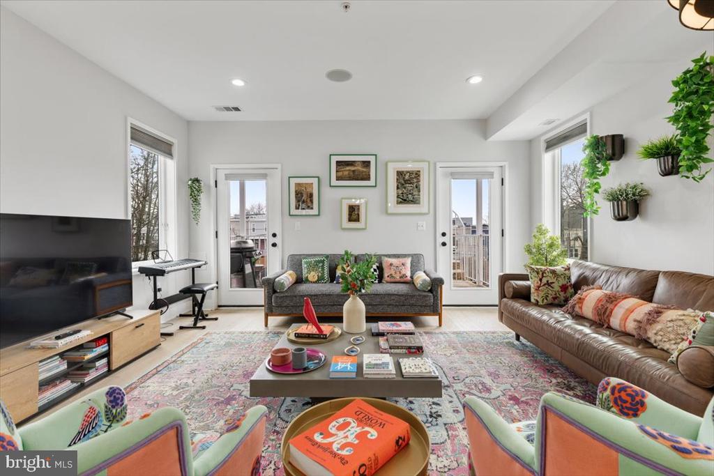 1151 OATES STREET NE Unit: 3